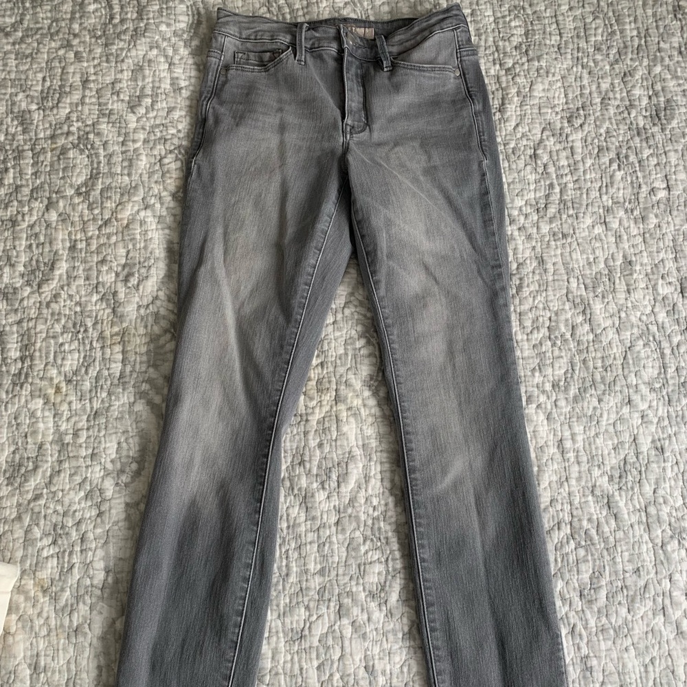 Athleta gray jeans